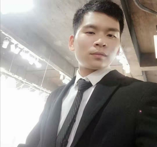 凌晨三点三分的第二张照片--郑州残疾人相亲网